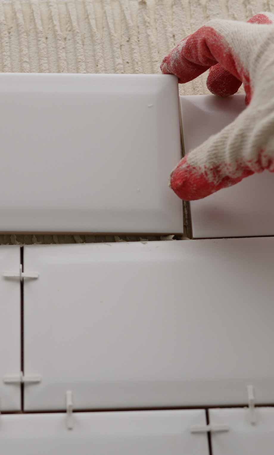 installation of kitchen tile backsplash